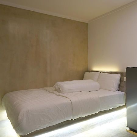 Djuragan Kamar Mangga Besar Hostel Jakarta Bagian luar foto